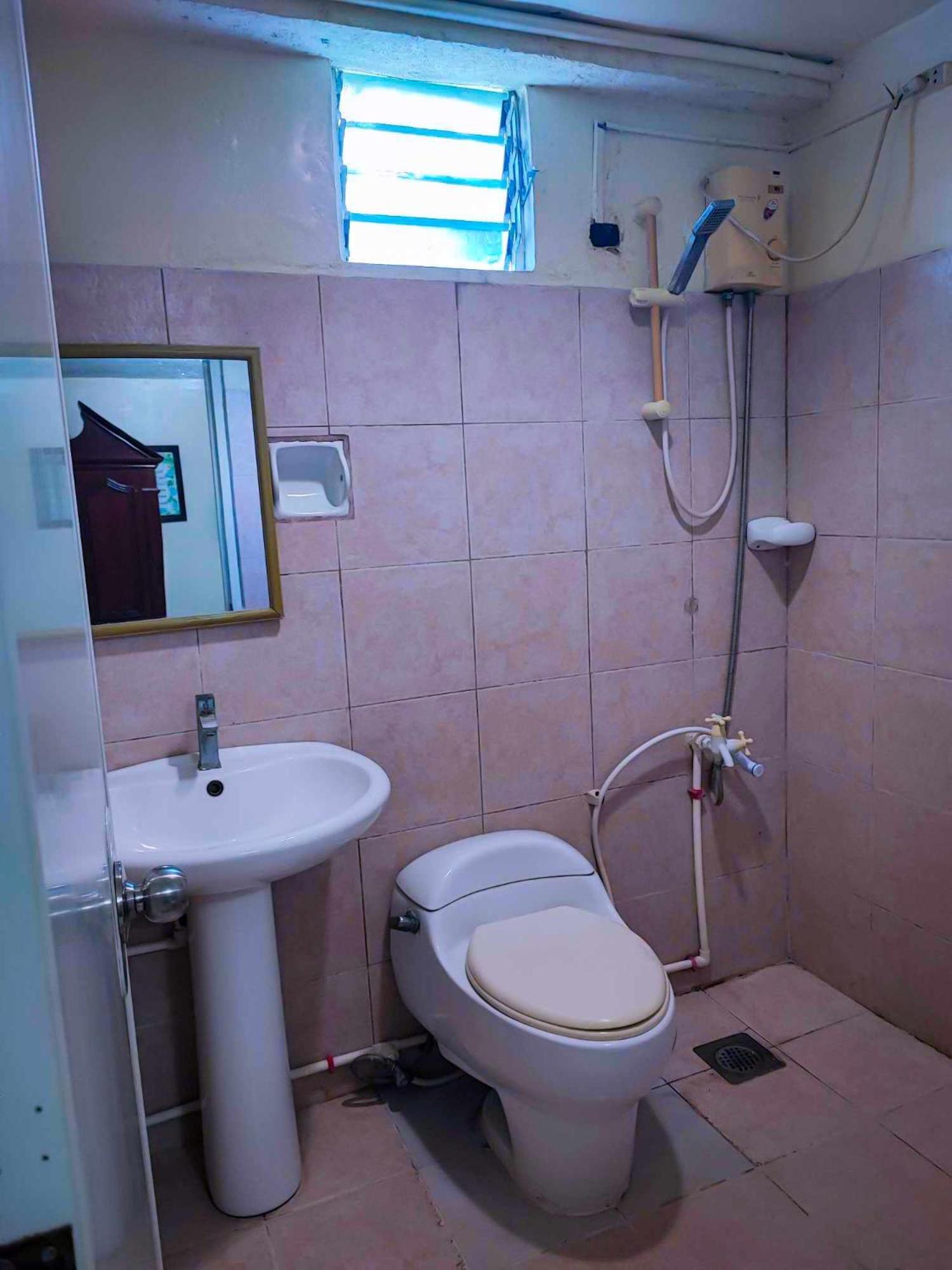 Goland Pension House & Dormitory By Sms Hospitality Cebu Dış mekan fotoğraf