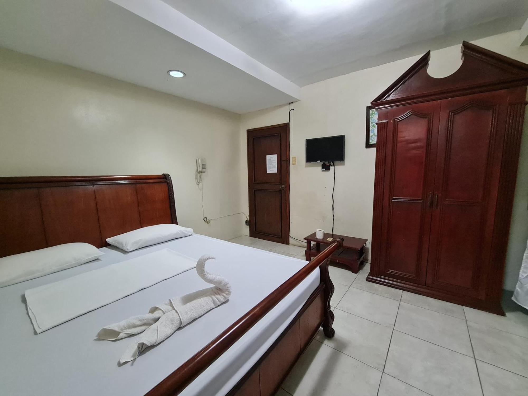 Goland Pension House & Dormitory By Sms Hospitality Cebu Dış mekan fotoğraf
